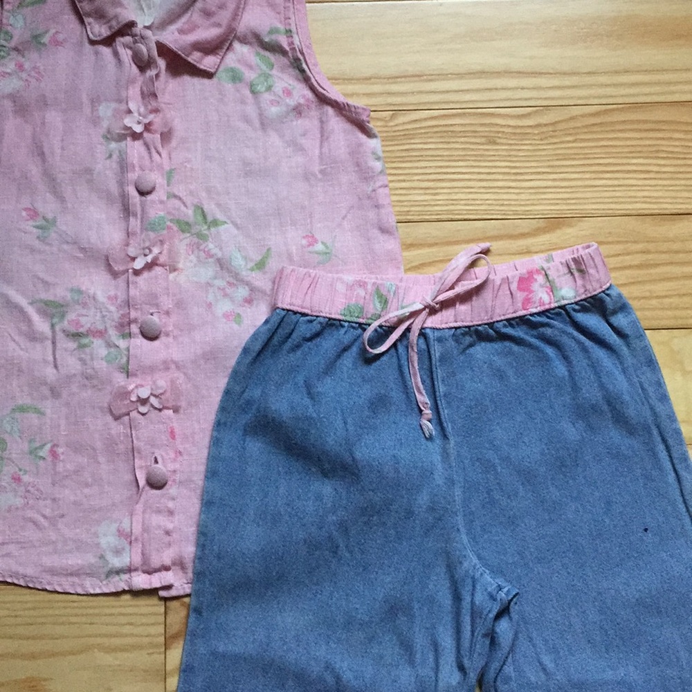 2 Vintage Linen Like Floral & Denim Capri Sets - Picture 3 of 7